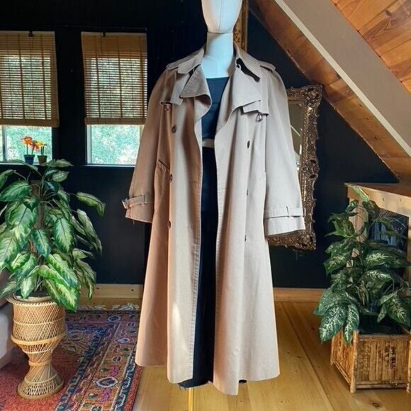 Etienne Aigner Jackets & Blazers - Trench Coat Vintage